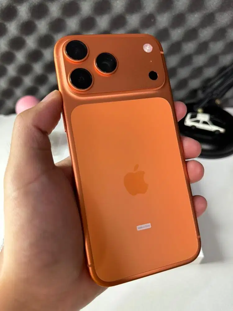 iPhone 17 Pro Max 256GB Cosmic Orange iBox