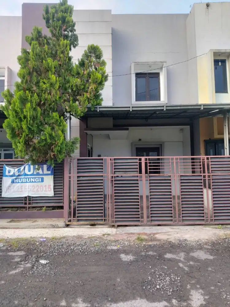 dijual murah rumah 2 lantai 4 kamar tidur ditengah kota tasikmalaya