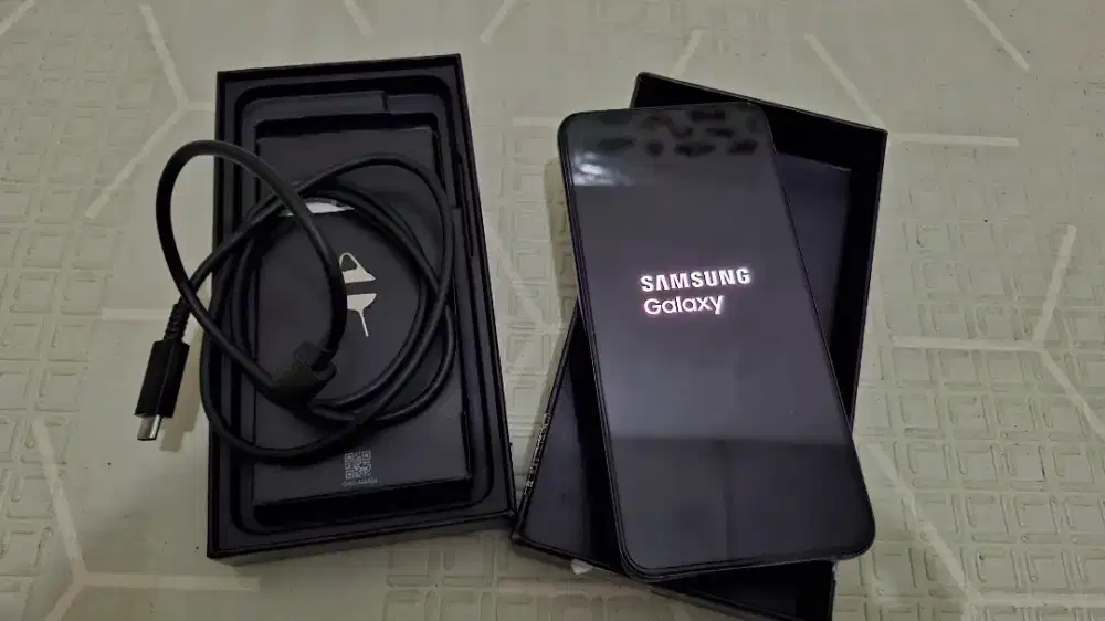 Jual Cepat Samsung S22 Plus 8/256 Istimewa