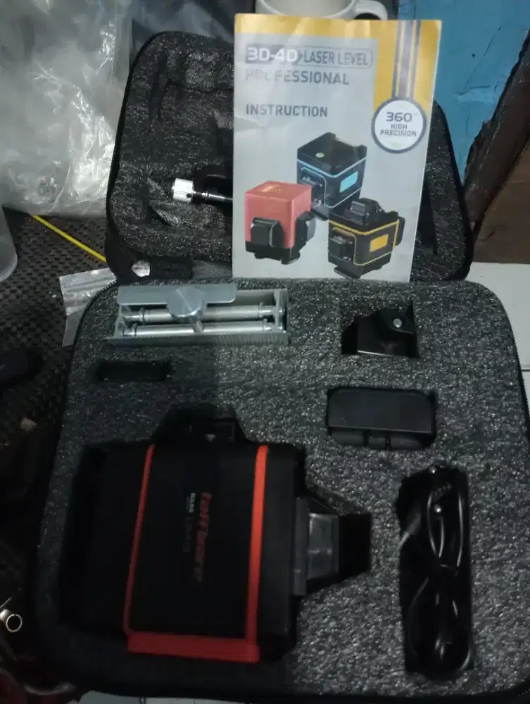 alat pengukur kelurusan laser