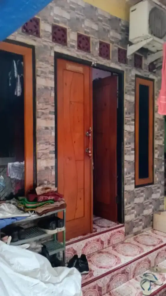 DIJUAL RUMAH KOST-KOSTAN 3 LANTAI
