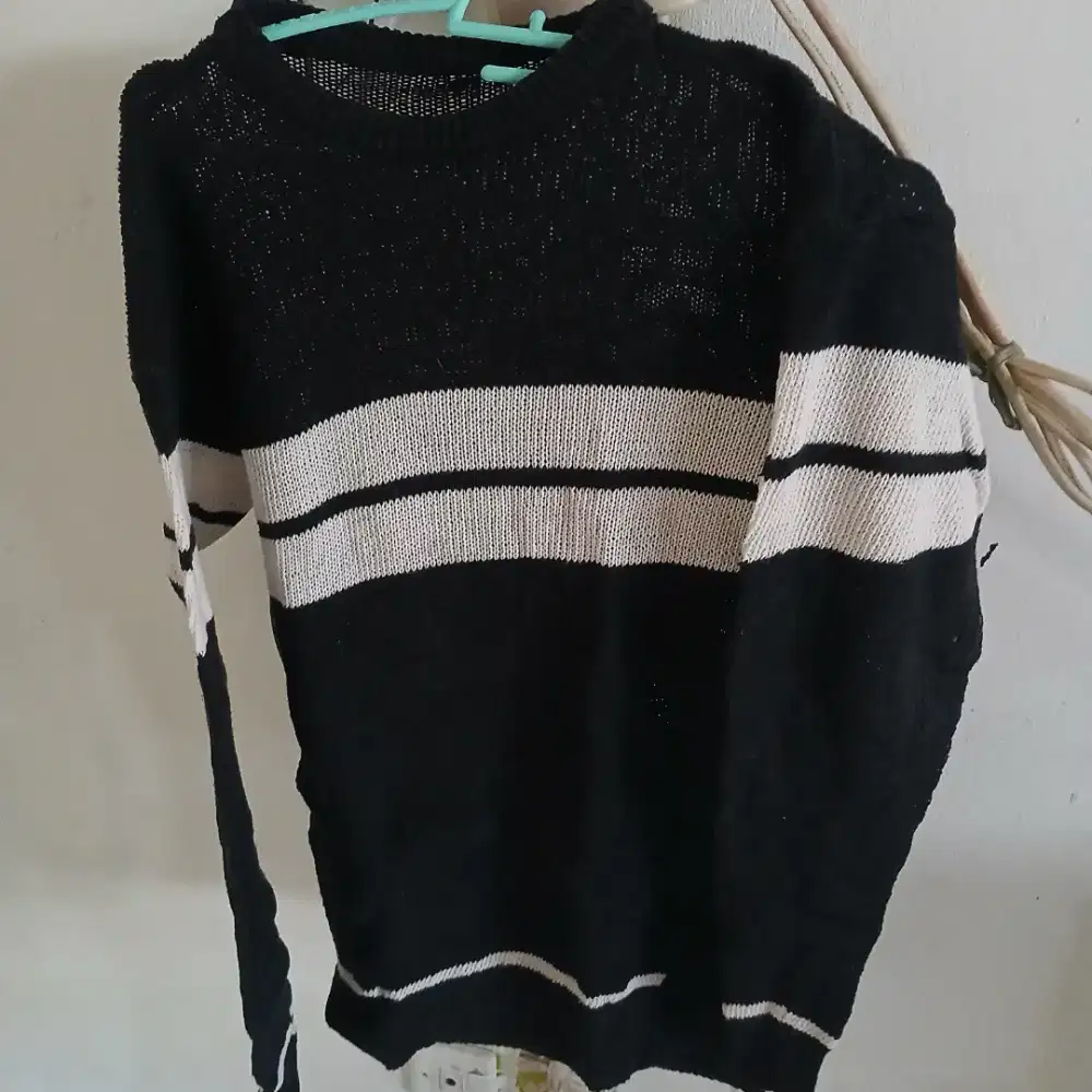 Baju atasan / sweter pria atau wanita