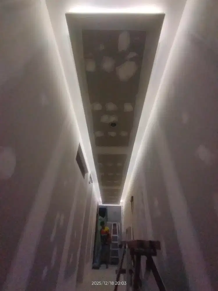 Dekor rumah dan kantor plafon gypsum