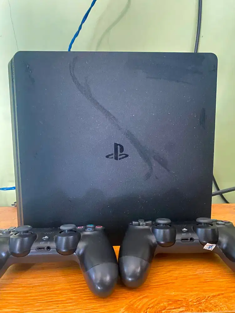 PS4 slim HEN 9.00 500gb