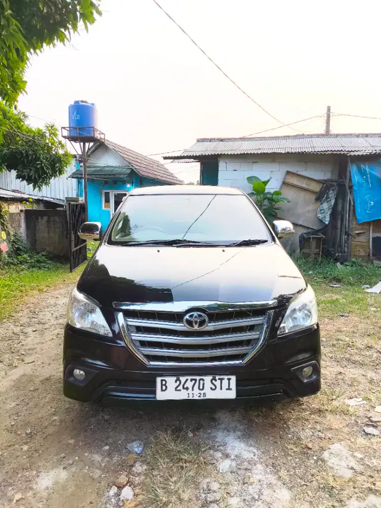 Innova barong G bensin matic