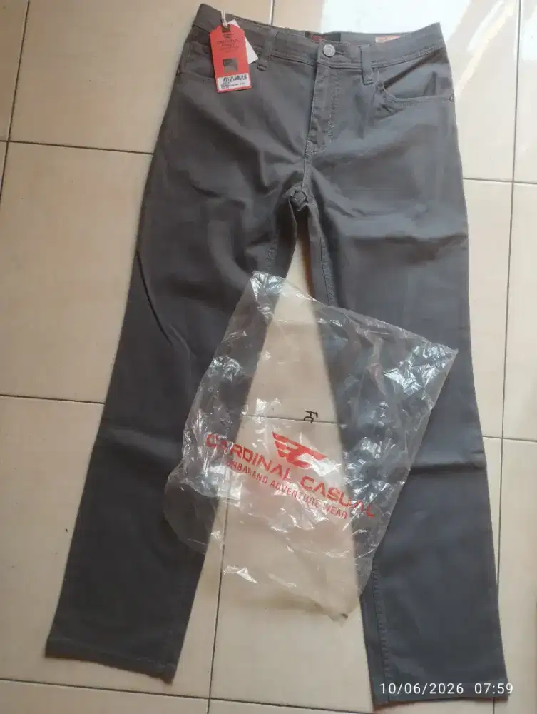 Celana panjang cardinal casual original baru size 32