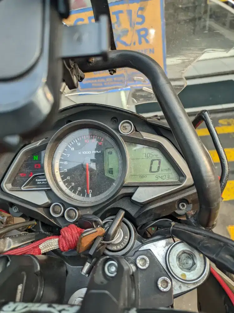 Kawasaki Bajaj pulsar 200NS