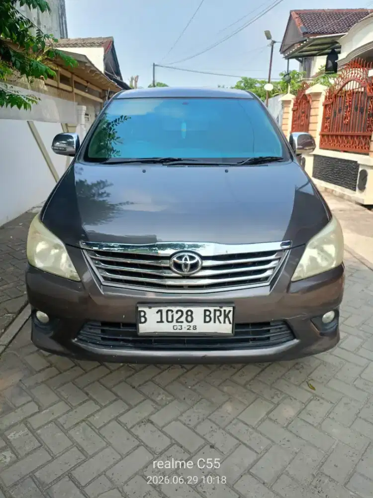 Toyota Innova G Matic Bensin Thn 2013