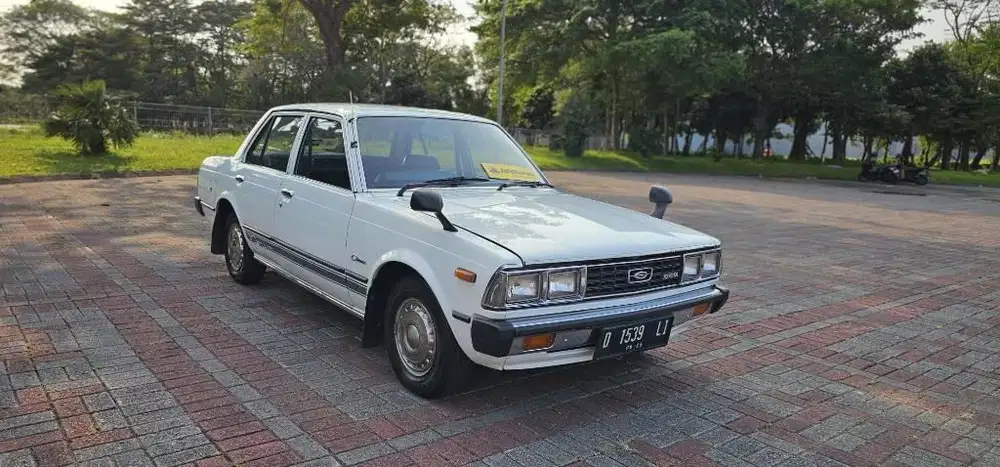 Corona 2000 RT132 th 1980, Originalan luar dalam, low km 70rb antik