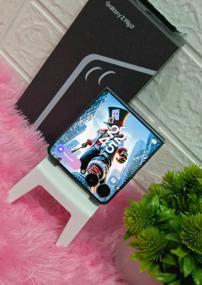 Samsung Z Flip7 512GB Hitam Mulus Bergaransi