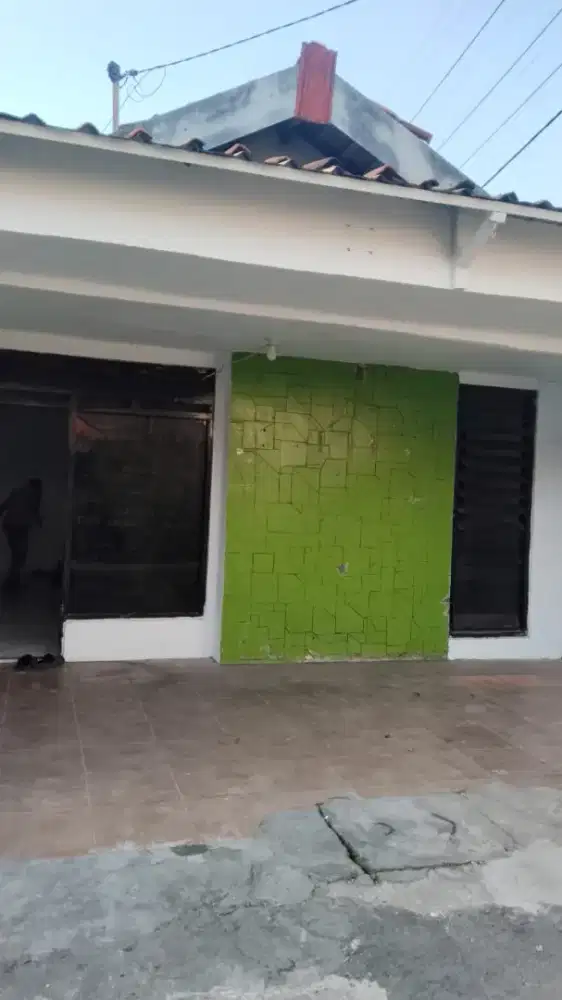 Disewakan rumah strategis aman nyaman, tenang