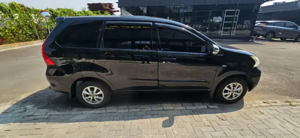 Toyota Avanza 1.3 G matic