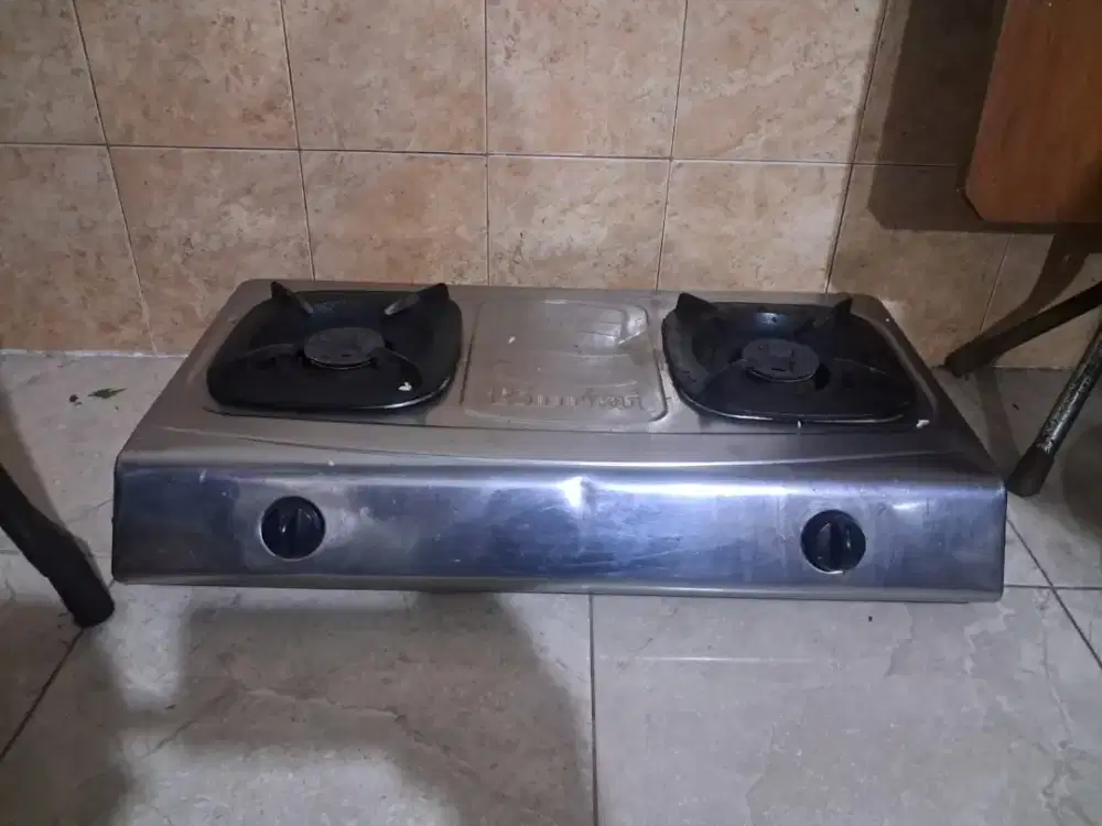 Kompor gas Rinai bekas pakai 2 tungku