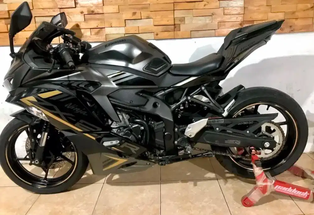 Kawasaki zx 25R