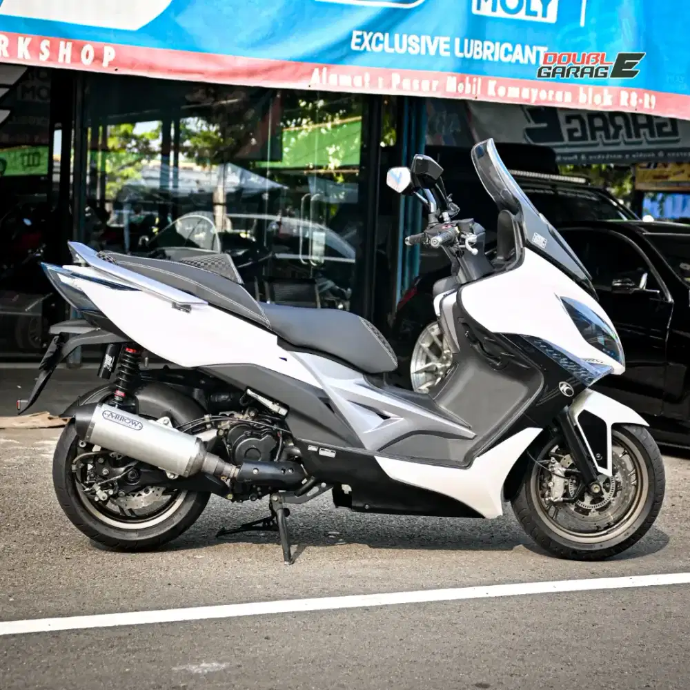 KYMCO XCITING 400i PUTIH 2017 ISTIMEWA