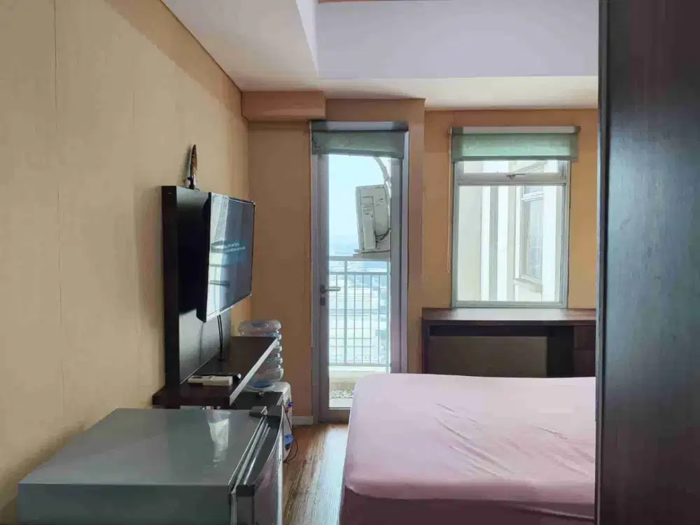 di sewakan apartemen green lake Sunter tipe studio furnished