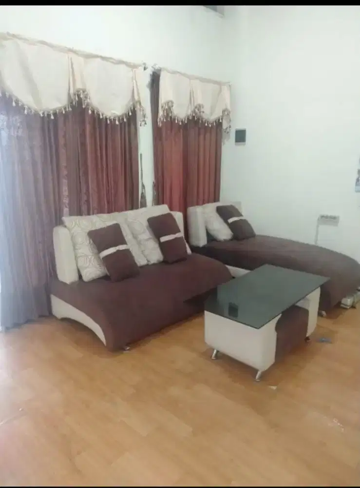 Disewakan Rumah Plus Perabot
