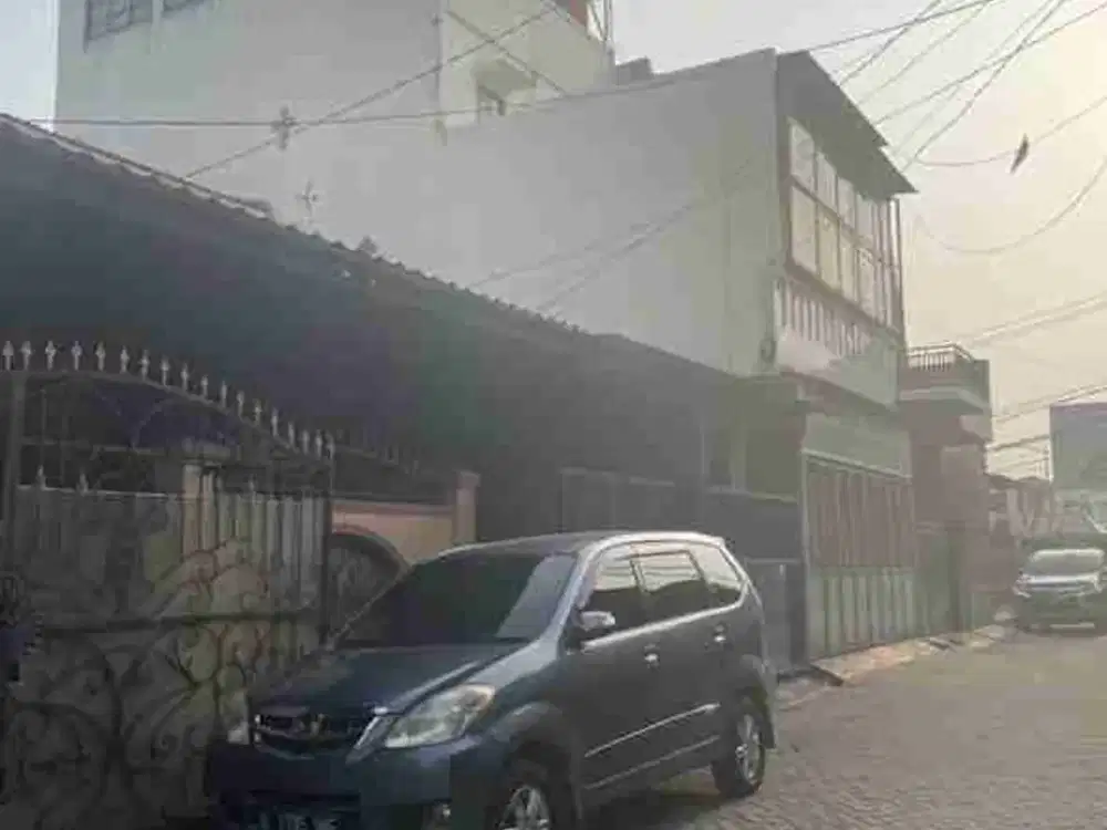 Di jual murah rmh 4 lantai Grand Poris cipondoh tangerang