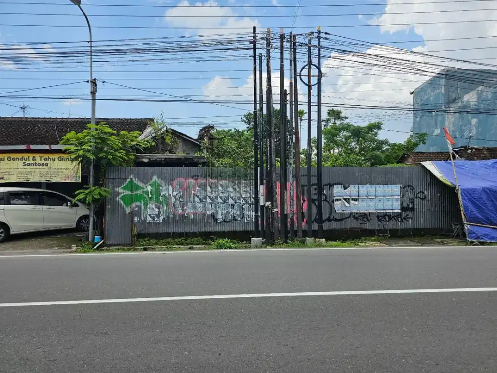 Tanah Pekarangan Dekat Bale Hinggil Jl Kaliurang Km8,5 Sleman