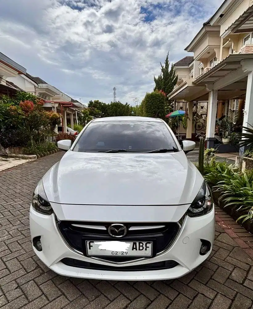 Mazda 2 2015 Bensin