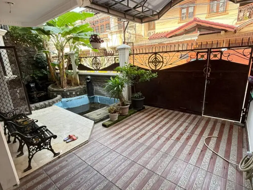 Rumah Siap Huni Full Furnished di Tomang - Jakarta Barat