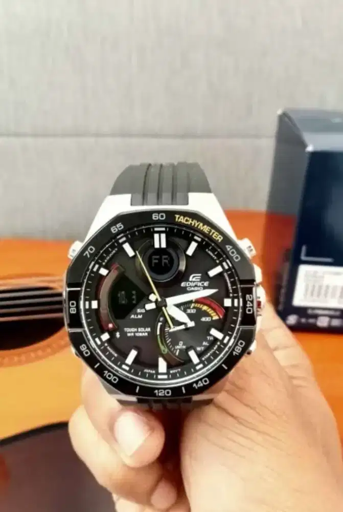 Casio Edifice ECB-950MP