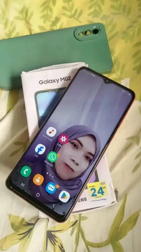 Samsung M02 2/32GB Hp dan Dus