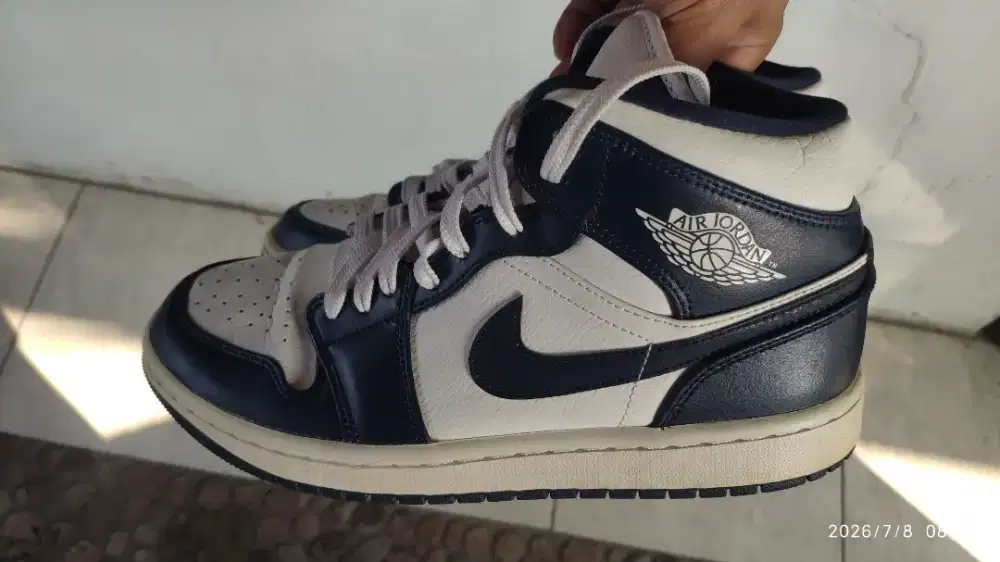 Aj 1 high metallic obsidian size 40