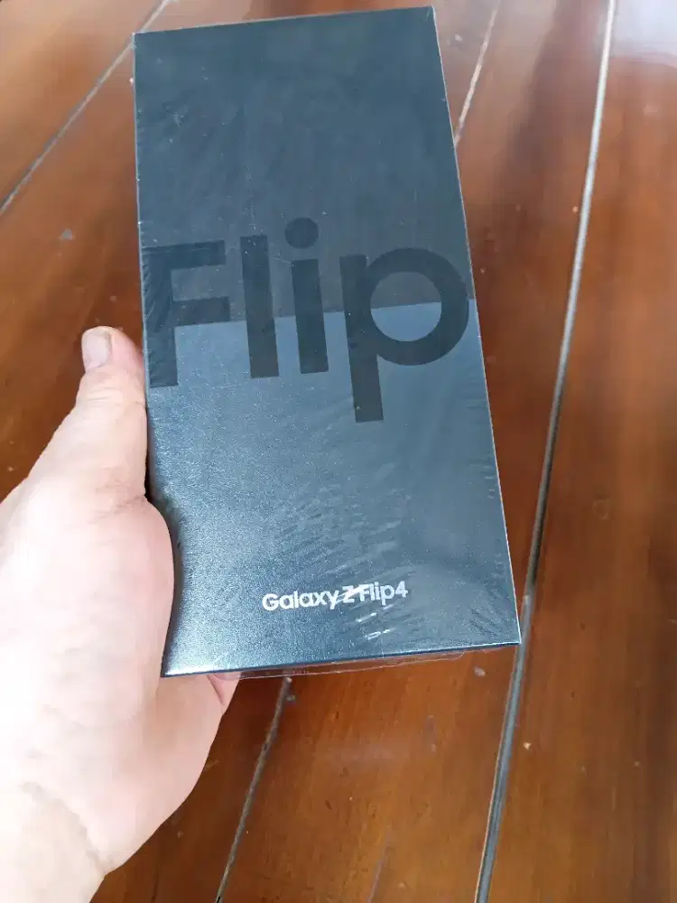 Samsung z flip 4 _ Purple _ 8/128 gb _ Resmi Sein
