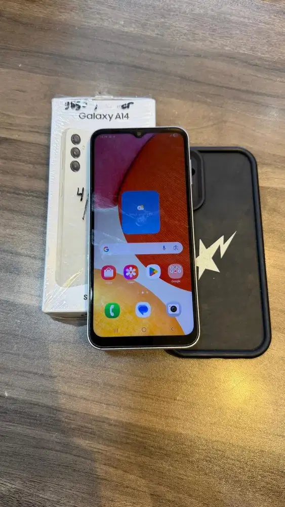 Samsung A14 Silver 4/128GB SEIN Lengkap