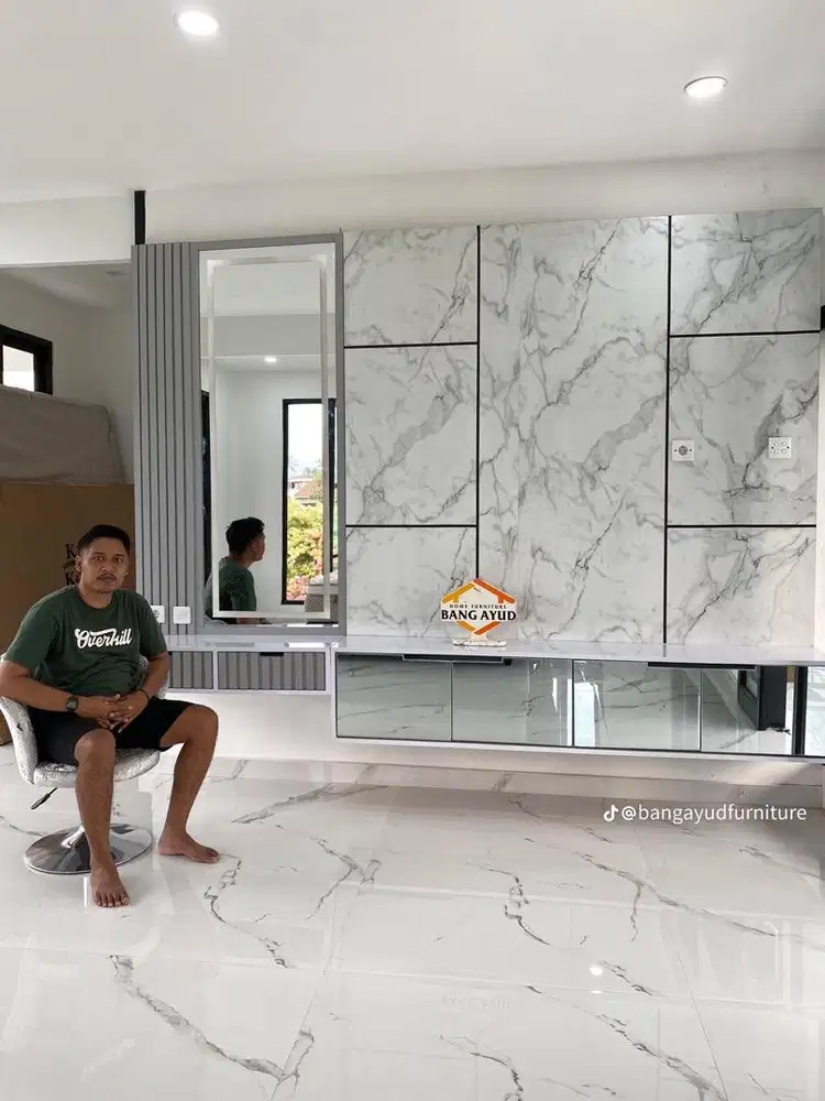 BAKCDROV TV DAN WPC TERPASANG RAPIH