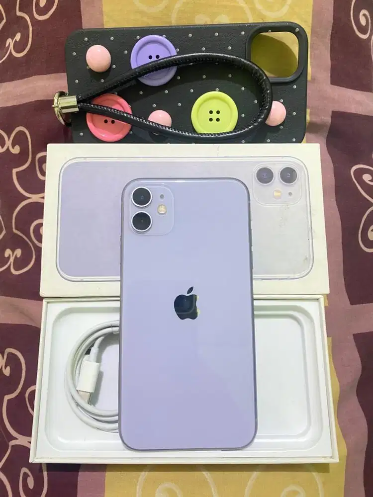 BU! iPhone 11 64gb all operator ex pemakaian cewe