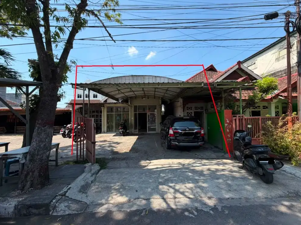 Rumah Luas dan Nyaman di Kawasan Prajurit Kulon Dekat dengan Alun-Alun Mojokerto