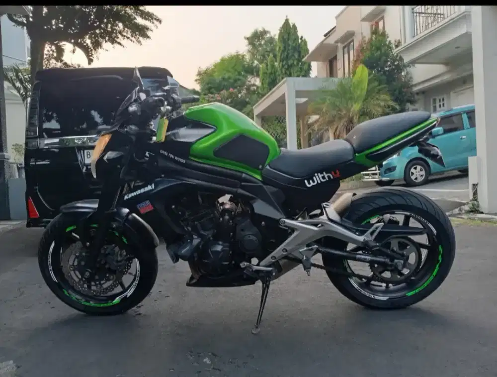 Jual kawasaki ninja 2012 hijau km 23rb harga 69jt nego halus