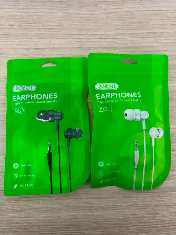HF Robot Cable RE20 Black & White