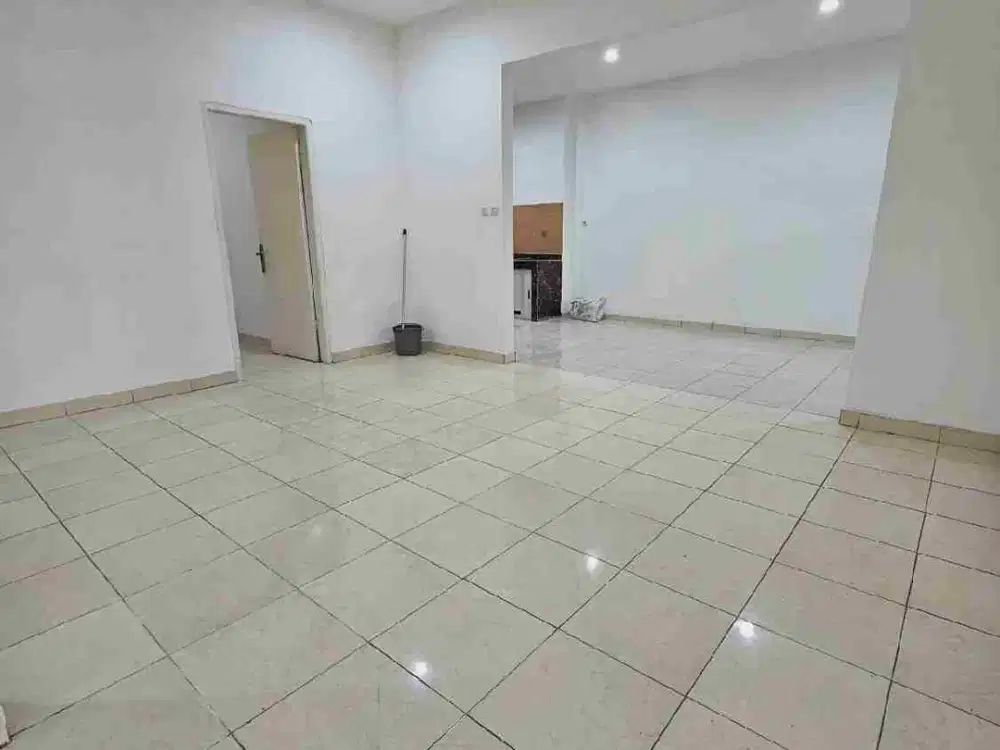 D sewa rumah pluit putra dalam