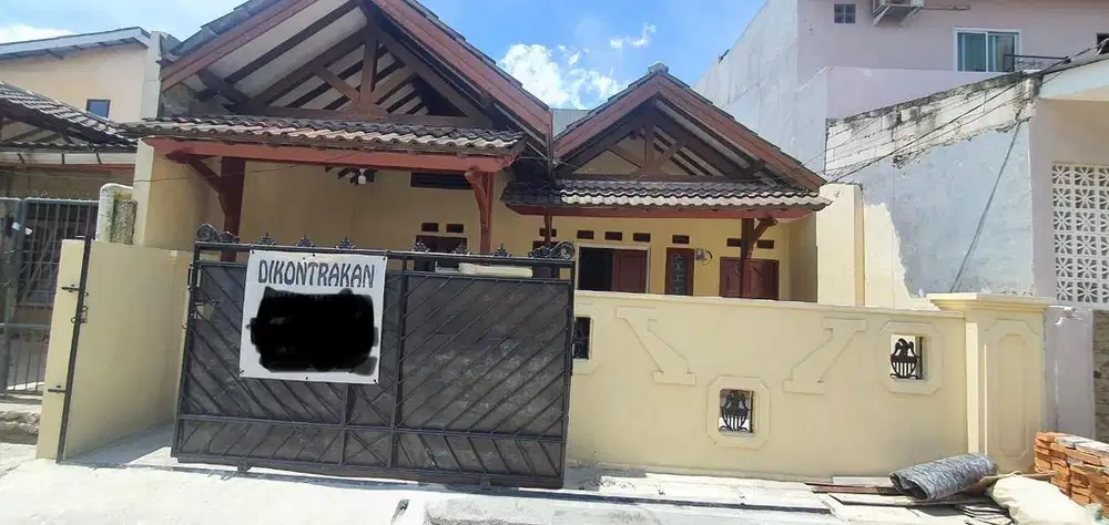 disewakan rumah strategis