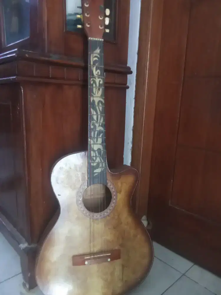 jual gitar suara enak