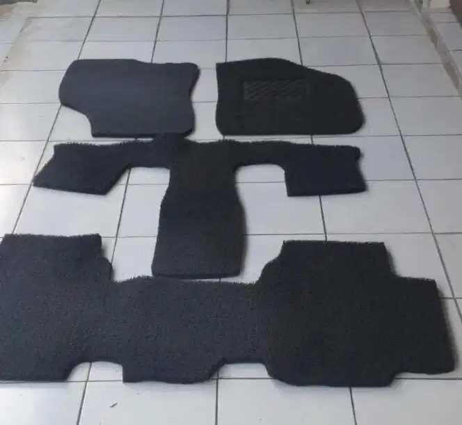 Karpet bihun BYD M6