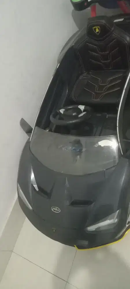 Mobil aki lamborgini merk plicko