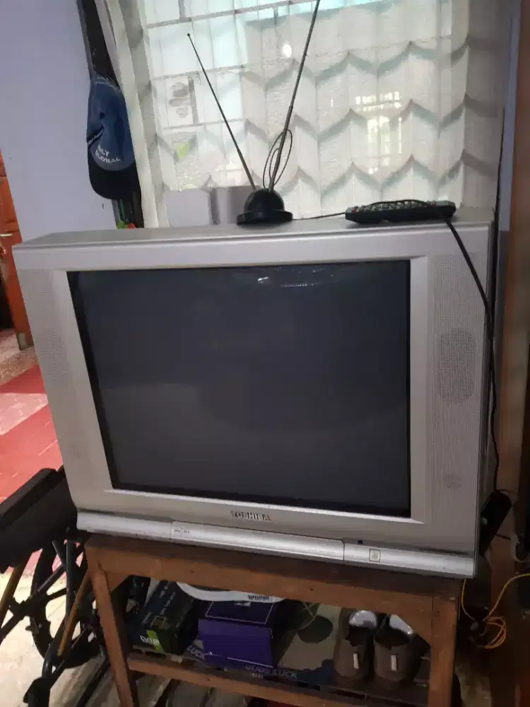 Jual Cepat 2buah TV flat tabung Toshiba 29