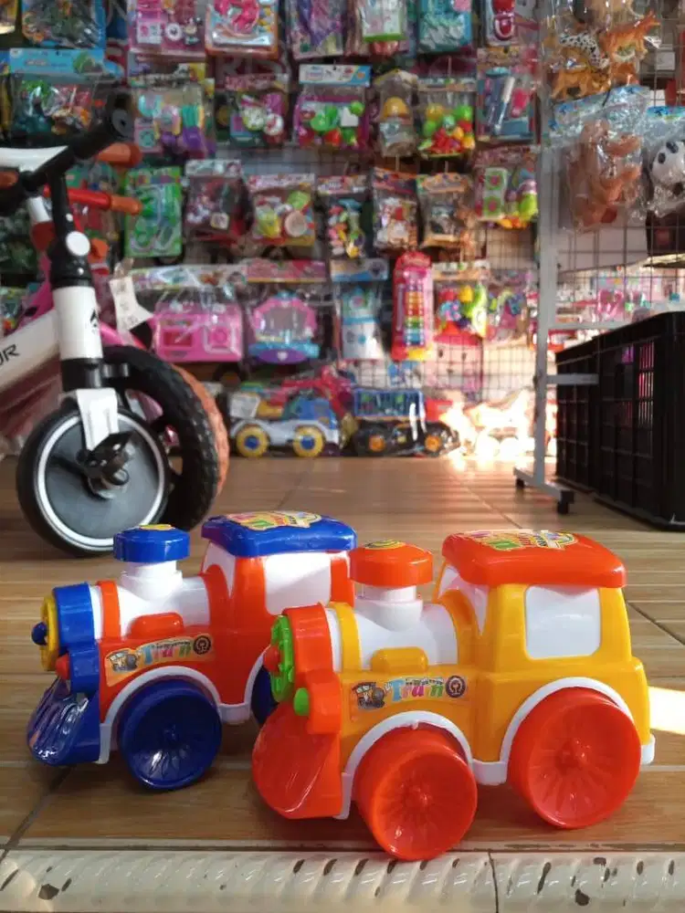 mainan anak kereta tarik