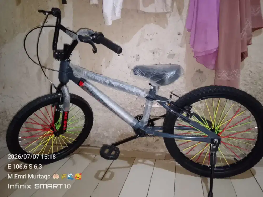 sepeda basic BMX merek foster