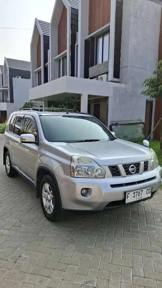Nissan X-Trail 2009 Bensin