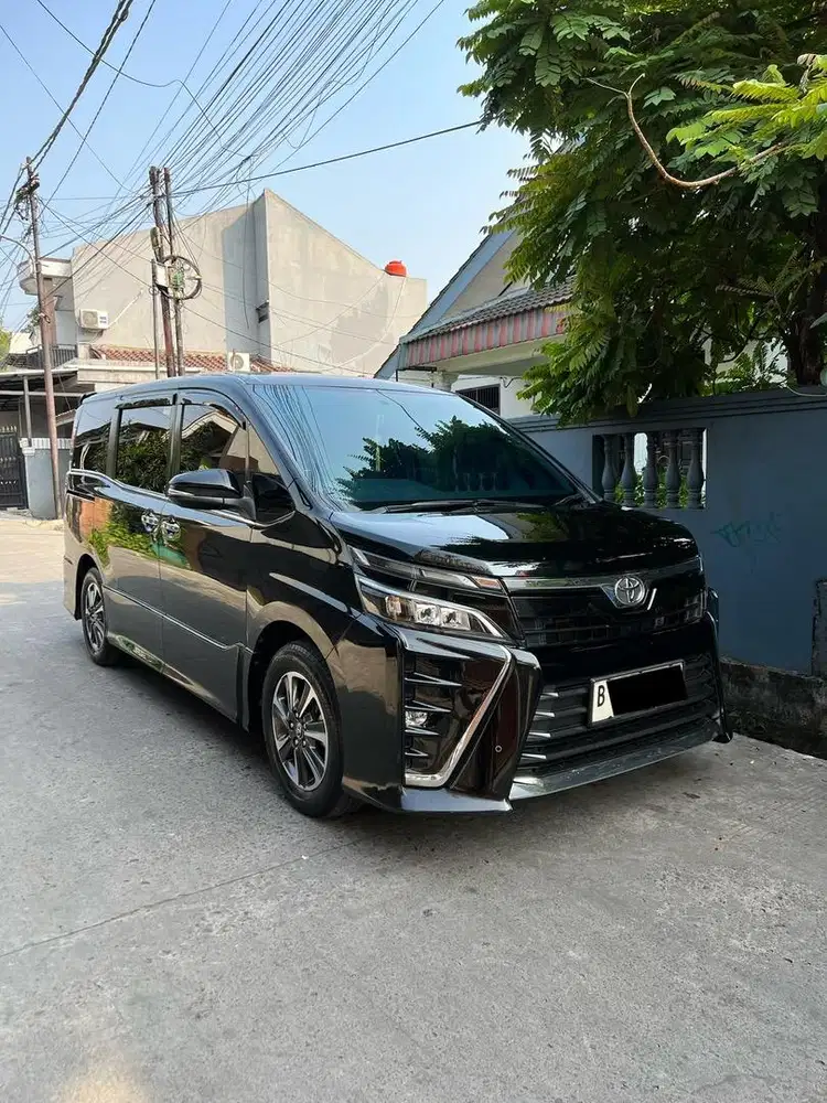 CASH 238 JUTA VOXY 2018 60 RIBU KM