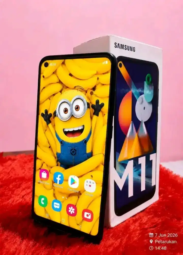 Samsung M11 3/32GB Hp dan Dus