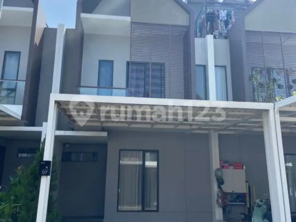 Siap Huni 2 Lantai di Cluster Hyra Graha Raya Bintaro
