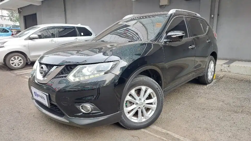 DP MURAH Nissan X-Trail 2.0 Bensin-AT 2015 Hitam CTGVB