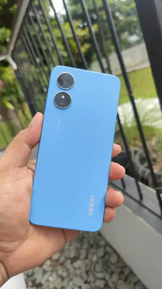 HP Oppo A17 masih mulus