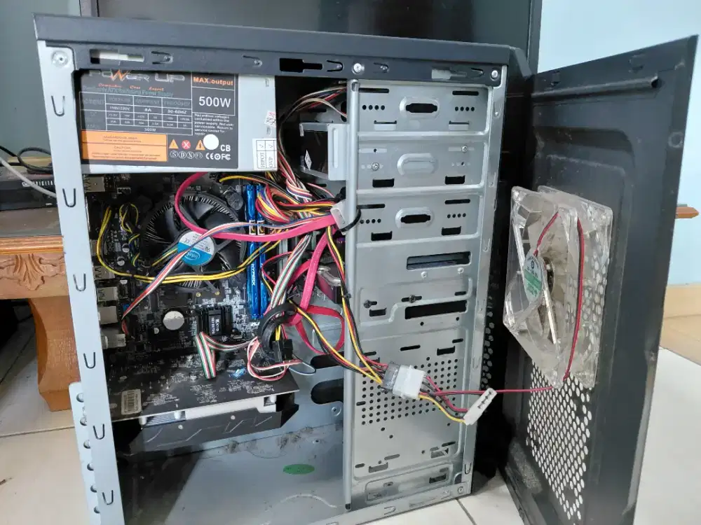Komputer PC bisa buat gaming